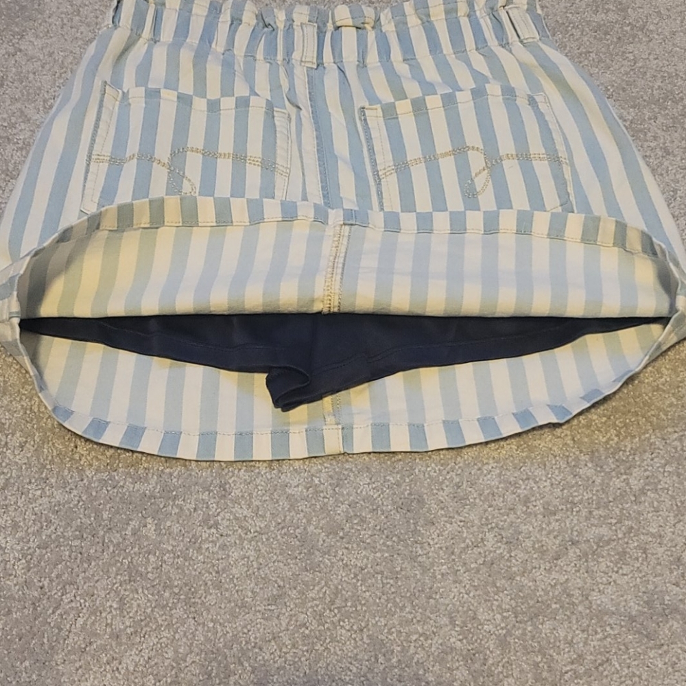 Skort - Picture 3 of 3
